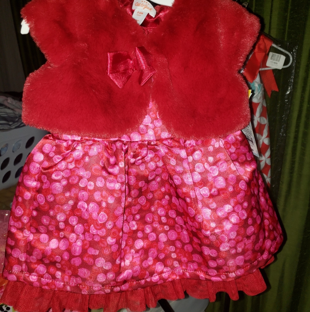 Dress/furry crop vest